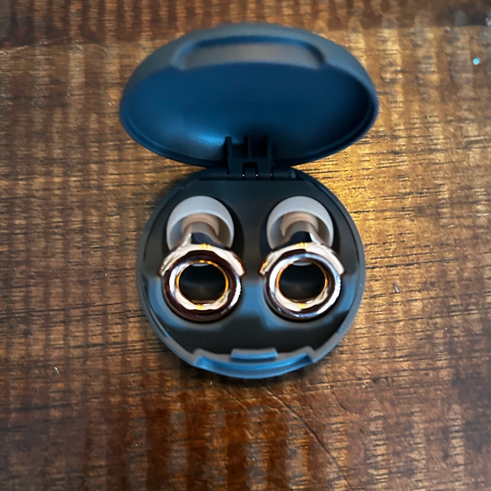 Loop Experience 2 Earplugs - Rose Gold - Picture 3 of 6